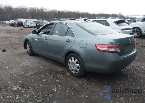 2011 Toyota Camry Le z USA, uszkodzony, nr VIN 4T1BF3EK0BU656743